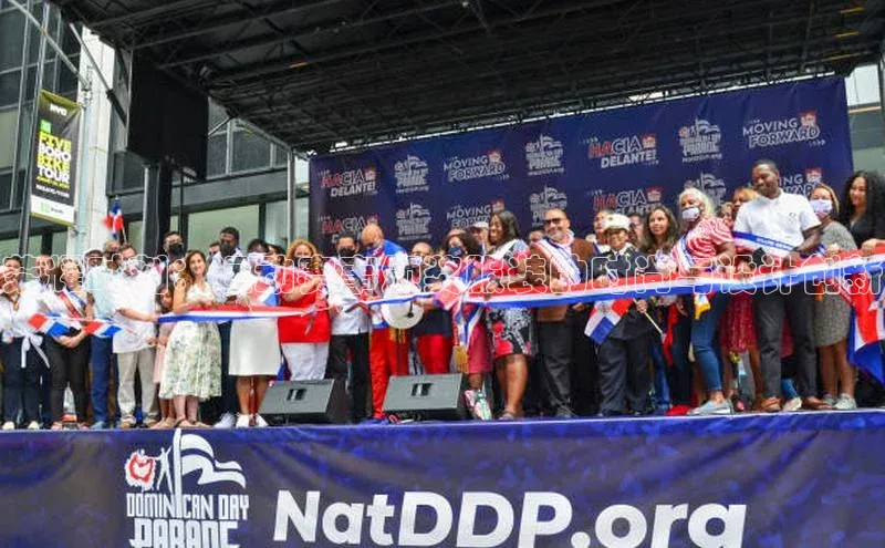 荣耀时刻：运动赛事颁奖服装的时尚与设计创新